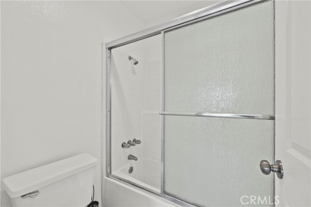 Detail Gallery Image 17 of 26 For 2554 Olive Dr #116,  Palmdale,  CA 93550 - 2 Beds | 2 Baths