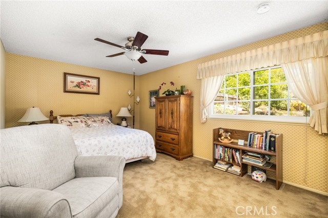 property-img