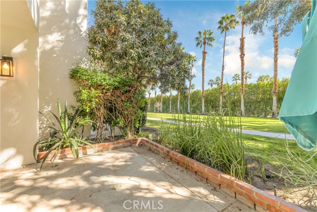 Detail Gallery Image 31 of 37 For 48792 Desert Flower, Palm Desert,  CA 92260 - 2 Beds | 2 Baths