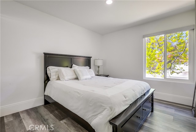 19416 Shadow Oak Drive, Lake Forest CA: https://media.crmls.org/medias/0100857d-3b7d-4c1a-9e2a-29678b7178ad.jpg