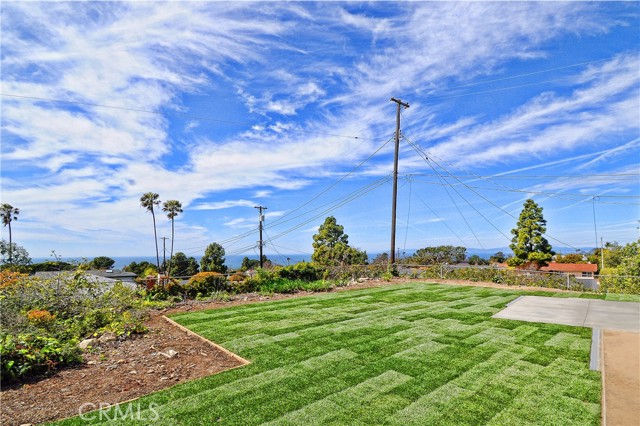 Detail Gallery Image 1 of 31 For 28845 Briarhurst Dr, Rancho Palos Verdes,  CA 90275 - 3 Beds | 2 Baths