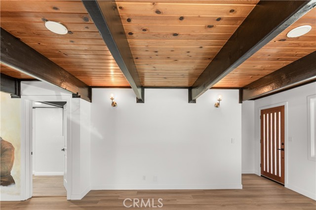 Detail Gallery Image 34 of 72 For 39933 Deer, Big Bear Lake,  CA 92315 - 3 Beds | 2 Baths