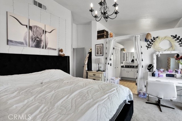 Detail Gallery Image 5 of 5 For 14230 La Mirada, Victorville,  CA 92392 - 4 Beds | 2 Baths