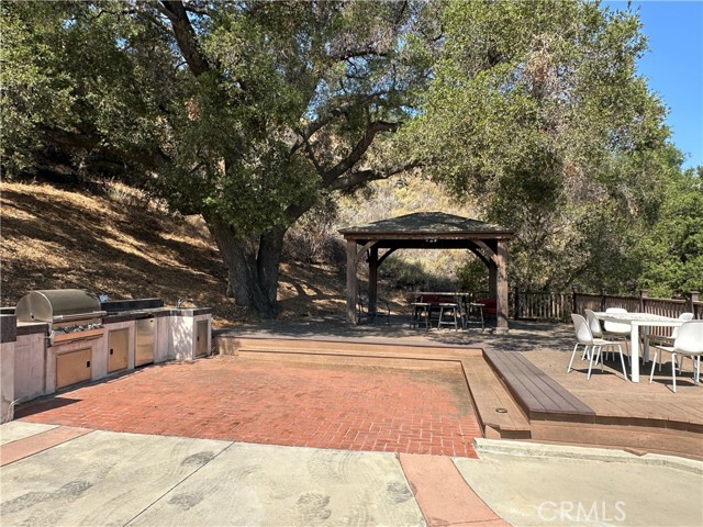5077 Schumacher Road, Calabasas CA: https://media.crmls.org/medias/0101923c-b56e-46e2-8b0c-714a2054c00a.jpg