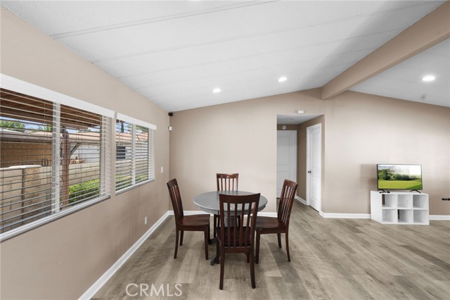 Detail Gallery Image 8 of 47 For 24472 Cornstalk Rd, Wildomar,  CA 92595 - 2 Beds | 2 Baths