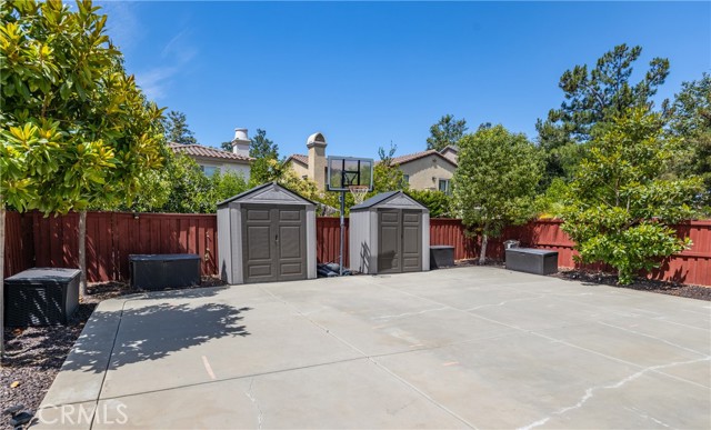 13025 Bowker Play Court, Beaumont CA: https://media.crmls.org/medias/01022909-f677-4a06-8d84-0c49420b41c3.jpg