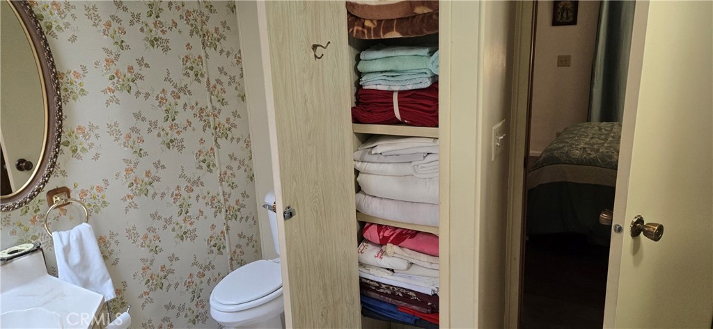 https://media.crmls.org/medias/01027bd7-b723-4d58-8515-4eaec847be48.jpg?preset=X-Large