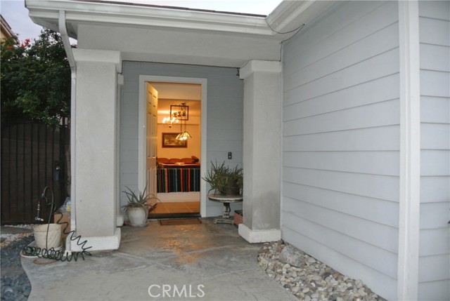 Image 3 for 28495 Falcon Crest Dr, Canyon Country, CA 91351