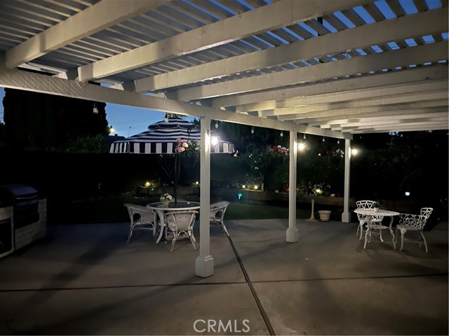 1802 W Harle Avenue, Anaheim CA: https://media.crmls.org/medias/0103de9e-4f5e-4aa5-b01e-0a636fc13e96.jpg