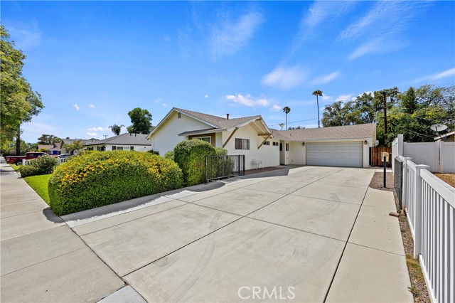 Image 3 for 8337 Basswood Ave, Riverside, CA 92504