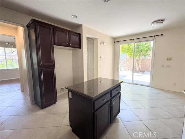 14601 Westfield Avenue, Chino CA: https://media.crmls.org/medias/0105112f-65e3-4e1b-9517-009bdaa44fbc.jpg