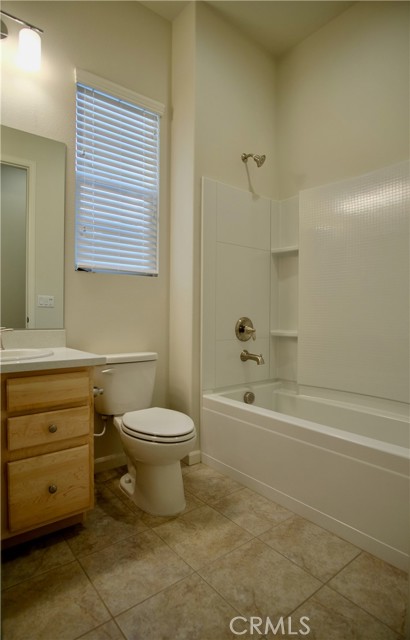 Detail Gallery Image 8 of 16 For 3368 Calle Luna Nueva, Brea,  CA 92823 - 2 Beds | 2 Baths