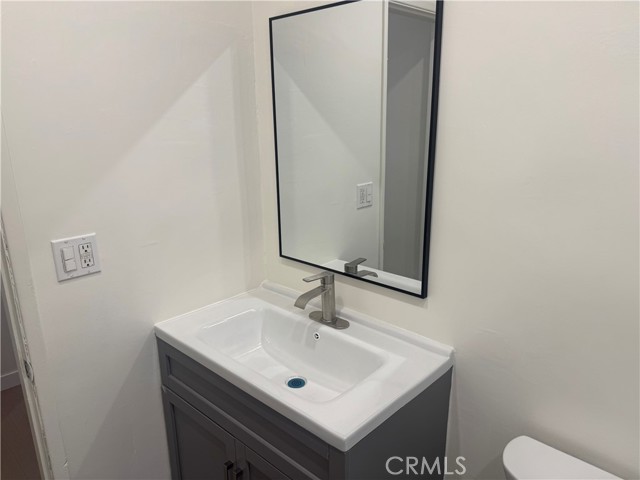 Detail Gallery Image 9 of 12 For 1041 Bennett, Long Beach,  CA 90804 - 2 Beds | 1 Baths