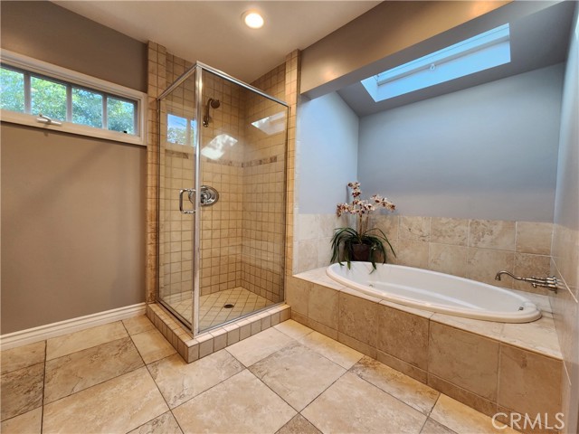 Detail Gallery Image 28 of 34 For 22240 Burton, Canoga Park,  CA 91304 - 4 Beds | 3 Baths