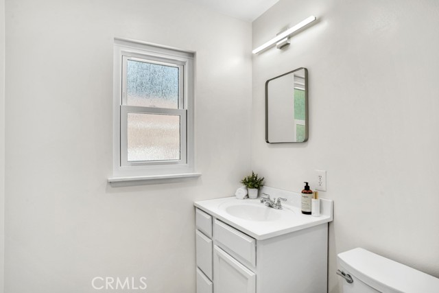 Detail Gallery Image 19 of 20 For 6456 Royer Ave, West Hills,  CA 91307 - 4 Beds | 2 Baths