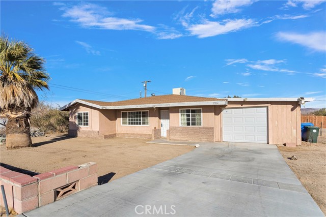 Detail Gallery Image 2 of 31 For 27904 Apache Ave, Barstow,  CA 92311 - 4 Beds | 2 Baths