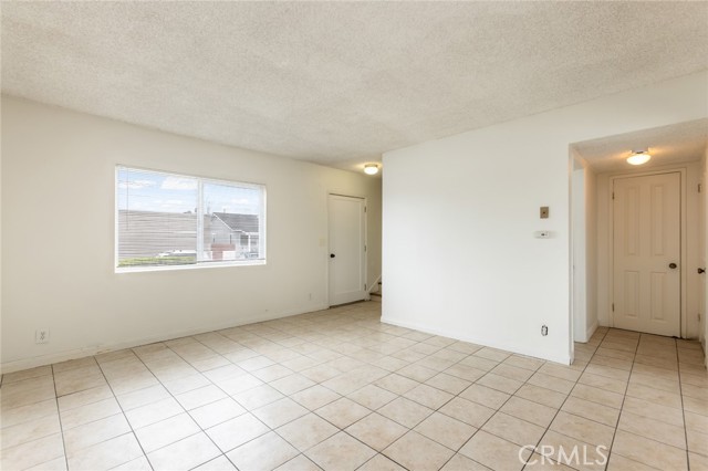 1437 S Gaffey Street, San Pedro CA: https://media.crmls.org/medias/01073e60-6069-41bf-8f13-149858e5d102.jpg