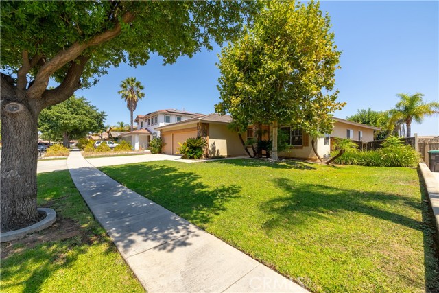 Detail Gallery Image 31 of 32 For 1411 Pinewood Dr, Corona,  CA 92881 - 4 Beds | 2 Baths