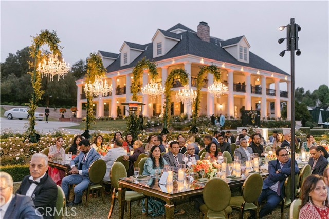 Detail Gallery Image 9 of 20 For 85 Crestview, Camarillo,  CA 93010 - 7 Beds | 8 Baths