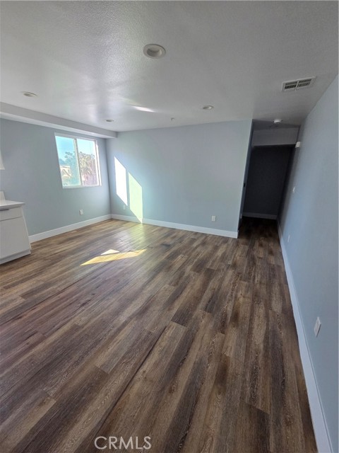 Detail Gallery Image 29 of 45 For 608 E 29th St #608,  Los Angeles,  CA 90011 - 5 Beds | 4 Baths