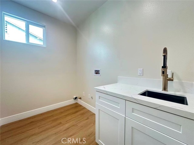 Detail Gallery Image 13 of 26 For 204 N Willow, West Covina,  CA 91790 - 5 Beds | 4 Baths