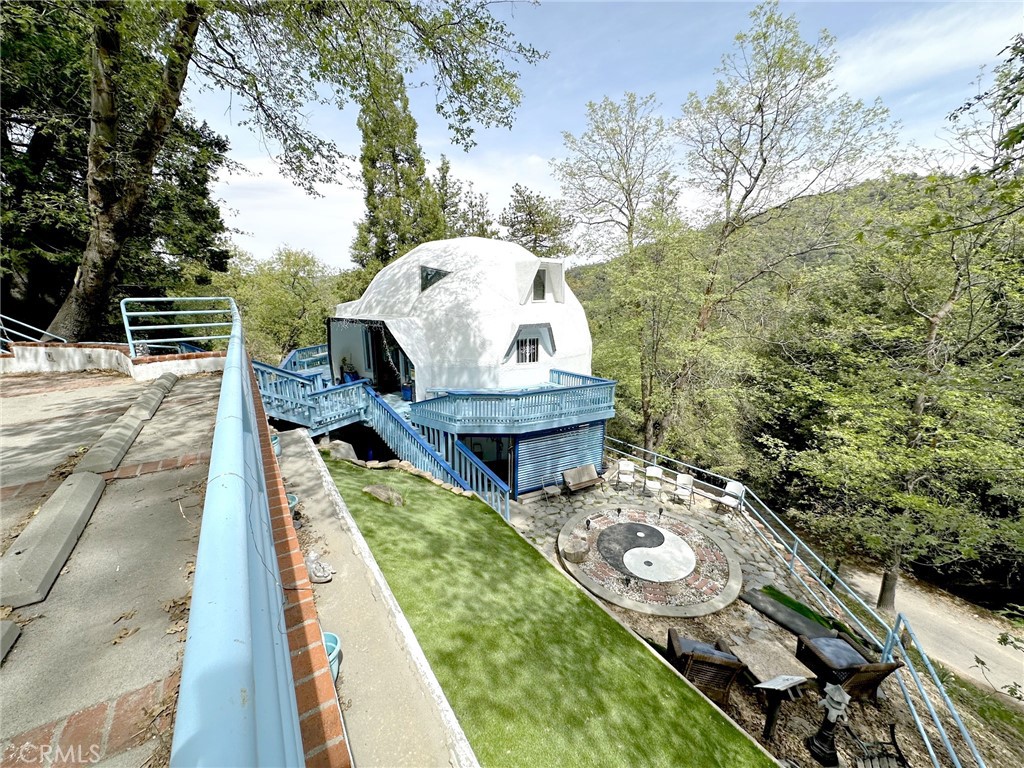 https://media.crmls.org/medias/01083dca-c62d-4295-9eb5-864dd9dcab83.jpg?preset=X-Large