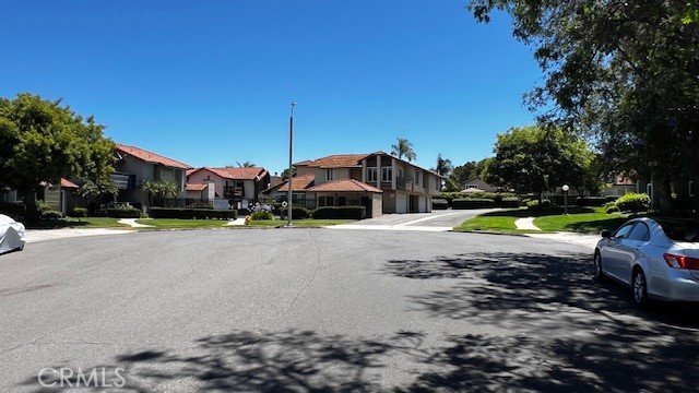 Image 18 of 19 For 1300 Brentwood Circle B