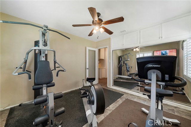 Detail Gallery Image 22 of 41 For 6845 Glacier Dr, Riverside,  CA 92506 - 3 Beds | 1/1 Baths