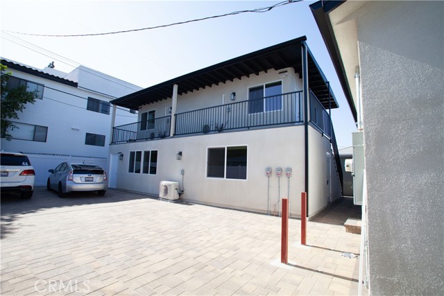 Detail Gallery Image 7 of 9 For 2255 Catalina St #201,  Burbank,  CA 91504 - 0 Beds | 1 Baths