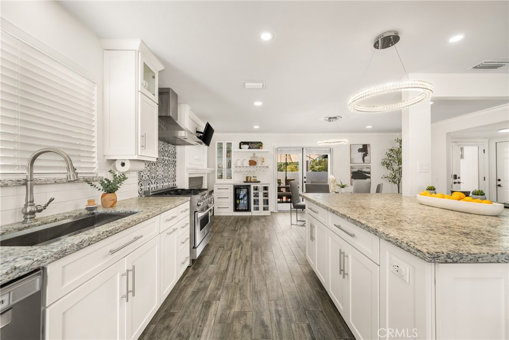 010a7d32 Edfb 4fcf 85d5 61ecb7af317c