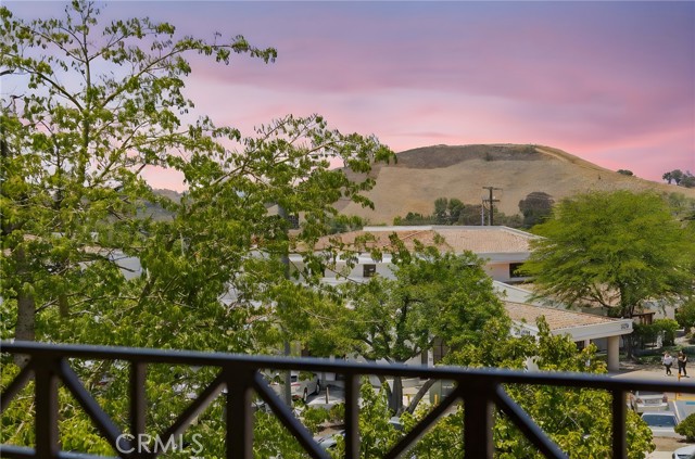 Detail Gallery Image 26 of 52 For 23500 Park Sorrento #H32,  Calabasas,  CA 91302 - 2 Beds | 2/1 Baths
