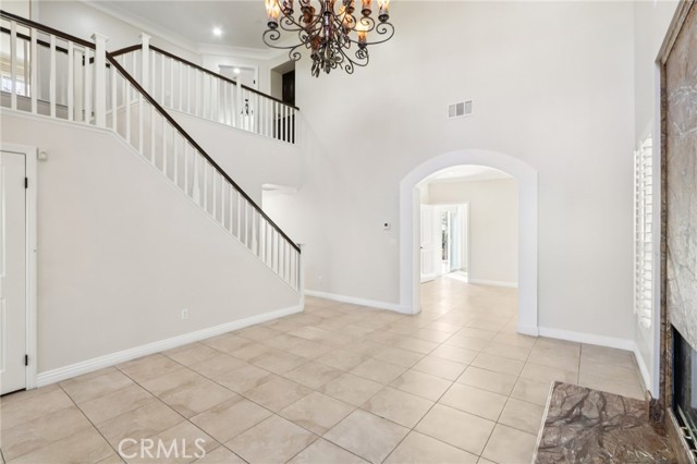 Detail Gallery Image 12 of 69 For 7659 Coldwater Canyon Ct, North Hollywood,  CA 91605 - 4 Beds | 5 Baths