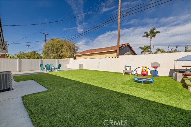 Detail Gallery Image 33 of 44 For 23046 Anza Ave, Torrance,  CA 90505 - 3 Beds | 2 Baths