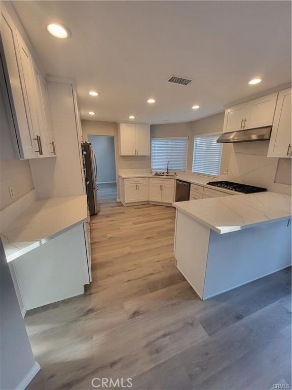 Detail Gallery Image 4 of 17 For 11704 Wiley St, Loma Linda,  CA 92354 - 4 Beds | 2/1 Baths