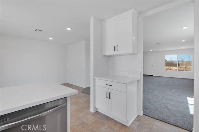 Detail Gallery Image 14 of 33 For 10110 Kemper Ave, Adelanto,  CA 92301 - 4 Beds | 2/1 Baths