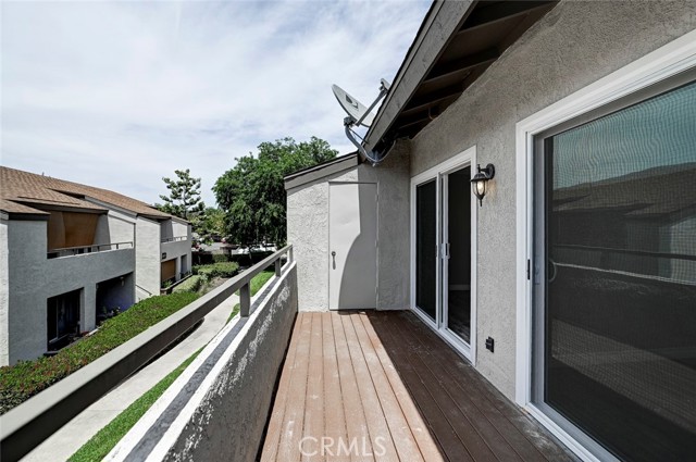 21981 Rimhurst Drive, Lake Forest CA: https://media.crmls.org/medias/010dcd1c-ab61-4b0e-81ac-087398a3e775.jpg