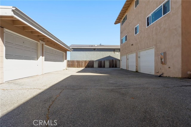 Detail Gallery Image 37 of 44 For 1925 Gates, Redondo Beach,  CA 90278 - – Beds | – Baths