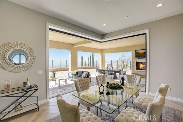 Detail Gallery Image 15 of 75 For 11741 Manchester Way, Porter Ranch,  CA 91326 - 5 Beds | 6 Baths