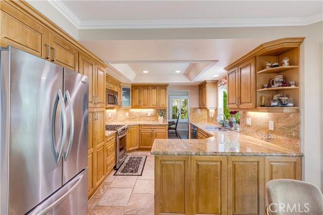 685 Vista Coto Verde, Camarillo CA: https://media.crmls.org/medias/010f60a6-71dd-4632-86e1-27e8106548dc.jpg