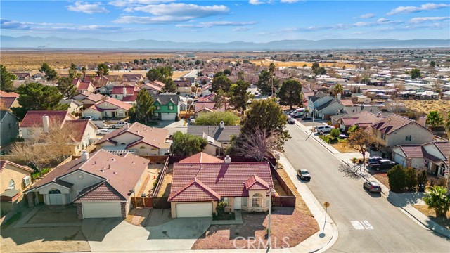 Detail Gallery Image 4 of 35 For 1132 Hook Ave, Rosamond,  CA 93560 - 4 Beds | 2 Baths