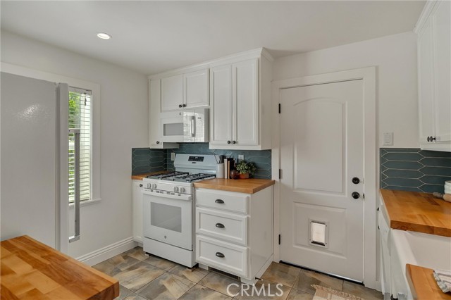 Detail Gallery Image 15 of 49 For 1764 Elm St, Chico,  CA 95928 - 2 Beds | 2 Baths