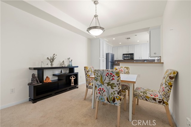 Detail Gallery Image 11 of 35 For 9610 Zelzah Ave #306,  Northridge,  CA 91325 - 2 Beds | 2 Baths