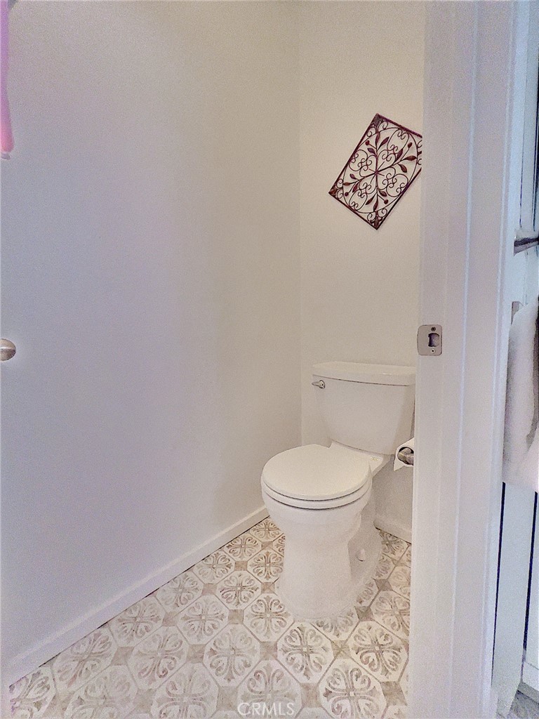 https://media.crmls.org/medias/01138254-6865-41a2-9d5e-188b7c8877b1.jpg?preset=X-Large
