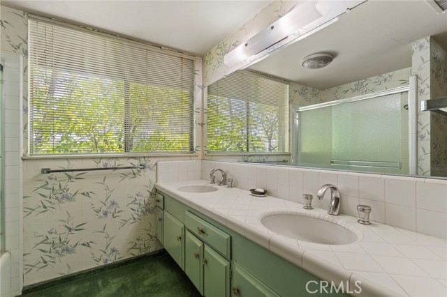Detail Gallery Image 13 of 19 For 1145 Glencoe Heights Dr, Glendora,  CA 91741 - 4 Beds | 2 Baths