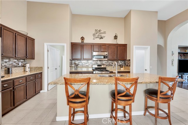 Detail Gallery Image 14 of 42 For 30719 Lajoe, Menifee,  CA 92584 - 4 Beds | 2 Baths