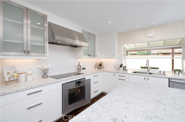 Detail Gallery Image 14 of 47 For 11790 Papagallo Ct, San Diego,  CA 92124 - 5 Beds | 3 Baths