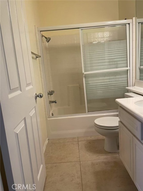402 Marinella Aisle, Irvine CA: https://media.crmls.org/medias/0113fdda-4274-4849-9e58-53b693b9949d.jpg