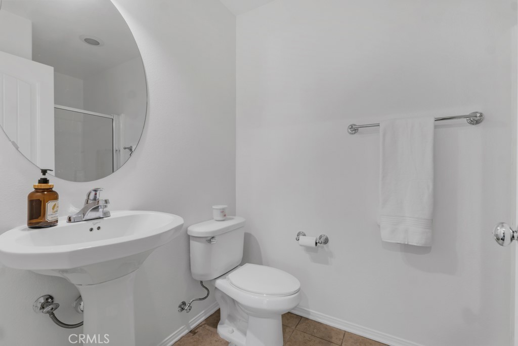 https://media.crmls.org/medias/01144527-5edf-41d0-99d3-621f1e1acb7c.jpg?preset=X-Large