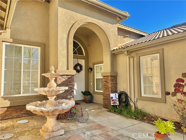 Detail Gallery Image 4 of 37 For 13441 Mesa Crest Dr, Yucaipa,  CA 92399 - 3 Beds | 2/1 Baths