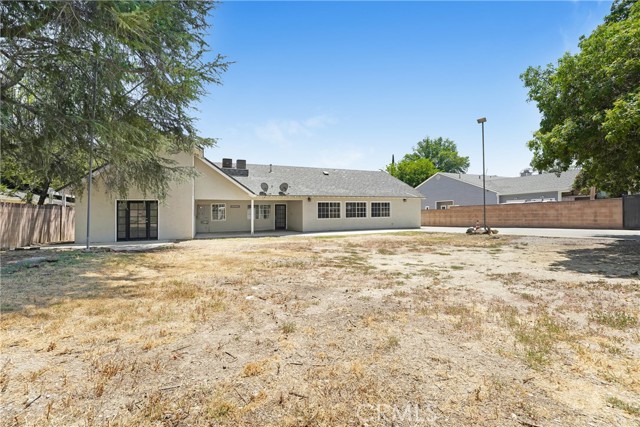 Detail Gallery Image 14 of 15 For 8547 Keokuk Ave, Winnetka,  CA 91306 - 4 Beds | 2 Baths